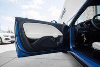 Dodge Challenger transformat in Dodge Charger