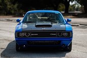 Dodge Challenger transformat in Dodge Charger
