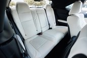 Dodge Challenger transformat in Dodge Charger