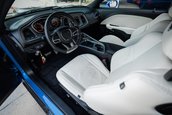Dodge Challenger transformat in Dodge Charger