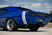 Dodge Challenger transformat in Dodge Charger