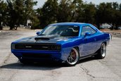 Dodge Challenger transformat in Dodge Charger