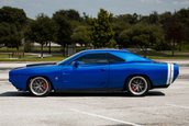 Dodge Challenger transformat in Dodge Charger
