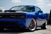 Dodge Challenger transformat in Dodge Charger