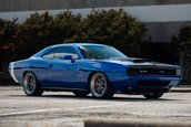 Dodge Challenger transformat in Dodge Charger