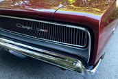 Dodge Charger cu motor de 9.4 litri