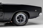Dodge Charger cu motor de 9.4 litri