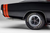 Dodge Charger cu motor de 9.4 litri