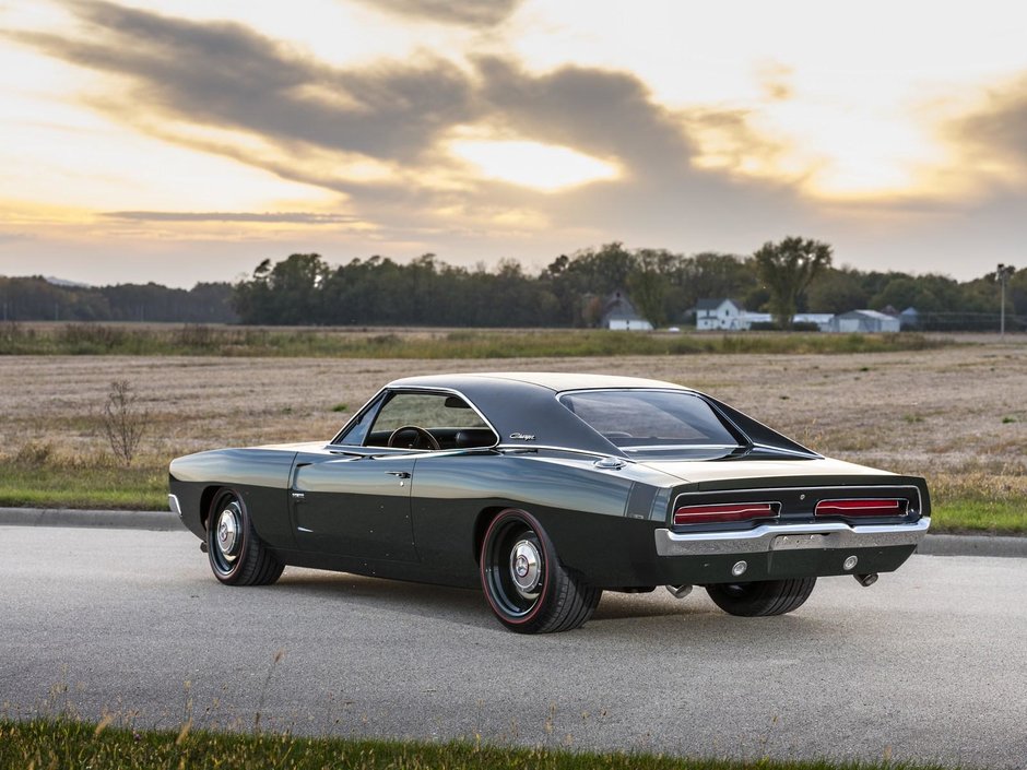 Dodge Charger Defector