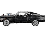 Dodge Charger din LEGO