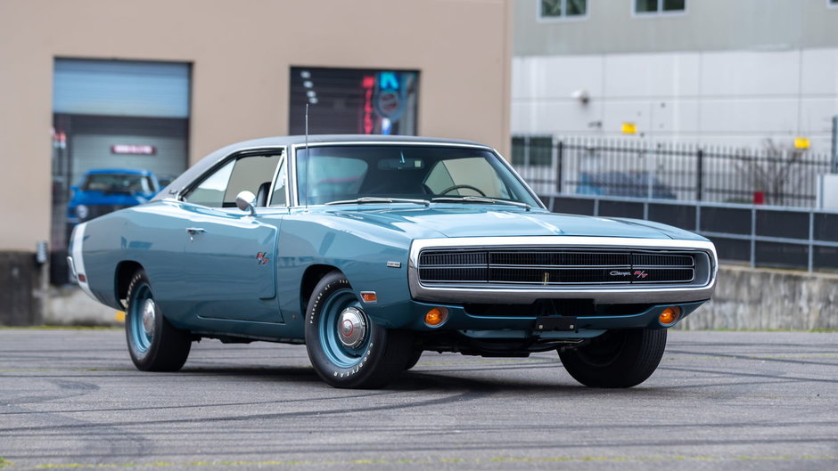 Dodge Charger Hemi R/T in B3 Light Blue Metallic