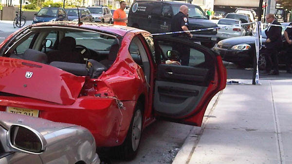 Dodge Charger - masina pe care ai vrea sa cazi de la 120 de metri!