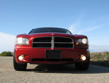 Dodge Charger R/T cu jante Panther