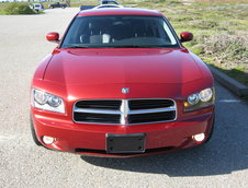 Dodge Charger R/T cu jante Panther