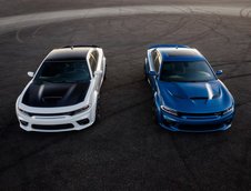 Dodge Charger SRT Hellcat Widebody si Charger Scat Pack