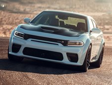 Dodge Charger SRT Hellcat Widebody si Charger Scat Pack