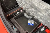 Dodge Charger SRT8 Super Bee cu 80 de kilometri la bord