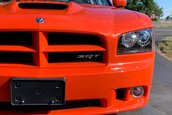 Dodge Charger SRT8 Super Bee cu 80 de kilometri la bord