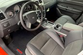 Dodge Charger SRT8 Super Bee cu 80 de kilometri la bord