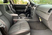 Dodge Charger SRT8 Super Bee cu 80 de kilometri la bord