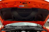 Dodge Charger SRT8 Super Bee cu 80 de kilometri la bord