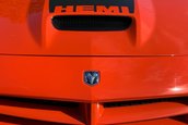Dodge Charger SRT8 Super Bee cu 80 de kilometri la bord