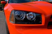 Dodge Charger SRT8 Super Bee cu 80 de kilometri la bord