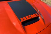 Dodge Charger SRT8 Super Bee cu 80 de kilometri la bord