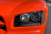 Dodge Charger SRT8 Super Bee cu 80 de kilometri la bord