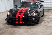 Dodge Viper ACR cu 355 de kilometri la bord