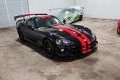 Dodge Viper ACR cu 355 de kilometri la bord