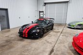 Dodge Viper ACR cu 355 de kilometri la bord