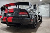 Dodge Viper ACR cu 355 de kilometri la bord