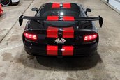 Dodge Viper ACR cu 355 de kilometri la bord