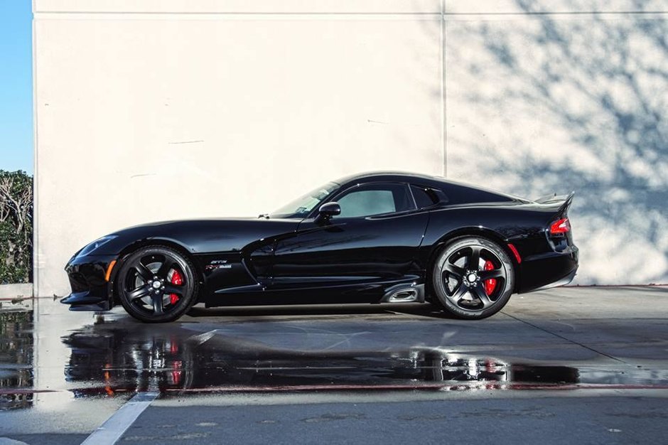 Dodge Viper by Racing Solution