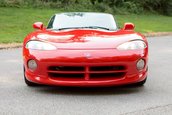 Dodge Viper cu 1.845 kilometri la bord