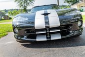 Dodge Viper cu 15.810 kilometri la bord