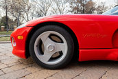 Dodge Viper cu 2.682 de kilometri la bord