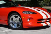 Dodge Viper cu 30 de kilometri la bord