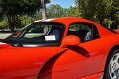Dodge Viper cu 30 de kilometri la bord