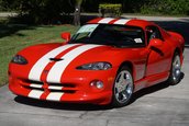 Dodge Viper cu 30 de kilometri la bord