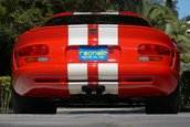 Dodge Viper cu 30 de kilometri la bord