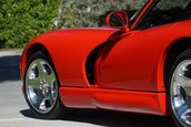 Dodge Viper cu 30 de kilometri la bord