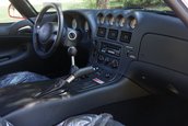 Dodge Viper cu 30 de kilometri la bord