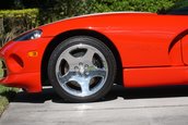Dodge Viper cu 30 de kilometri la bord