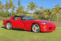 Dodge Viper cu 5.518 kilometri la bord