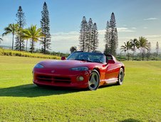 Dodge Viper cu 5.518 kilometri la bord