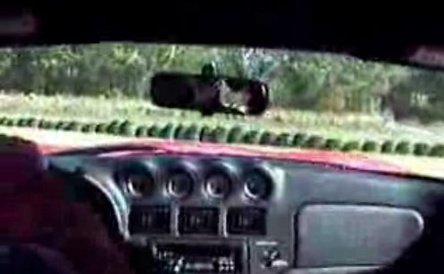Dodge Viper - Full Speed in zidul de anvelope! Dodge Viper - Full Speed in zidul de anvelope!