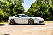 Dodge Viper GTC cu motor V10 de 9.0 litri