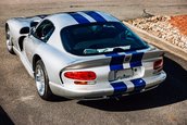 Dodge Viper GTS cu 127 de kilometri la bord